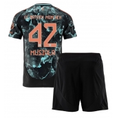 Bayern Munich Jamal Musiala #42 Uit tenue Kids 2024-25 Korte Mouwen (+ broek)