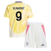 Juventus Dusan Vlahovic #9 Uit tenue Kids 2024-25 Korte Mouwen (+ broek)