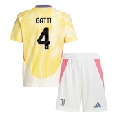 Juventus Federico Gatti #4 Uit tenue Kids 2024-25 Korte Mouwen (+ broek)