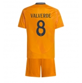 Real Madrid Federico Valverde #8 Uit tenue Kids 2024-25 Korte Mouwen (+ broek)